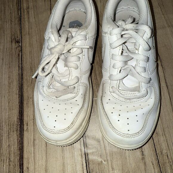 Nike Air Force 1 Low 07 Triple White Leather Sneaker 314193-117 Toddler 12C - Picture 5 of 7